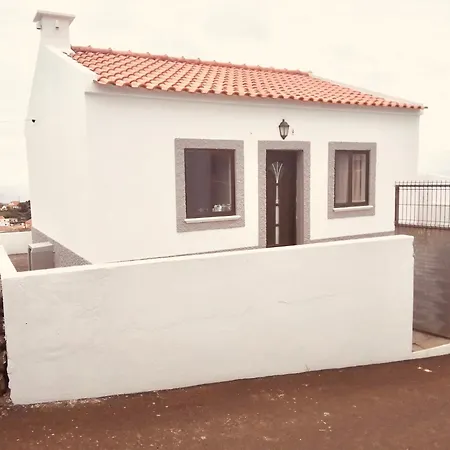 Casa De Cima Doze Ribeiras