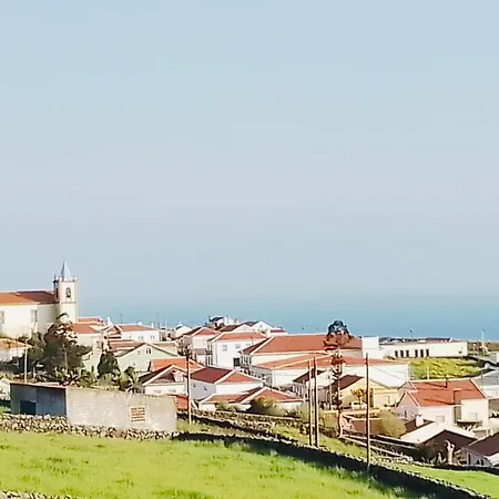 Casa De Cima Doze Ribeiras
